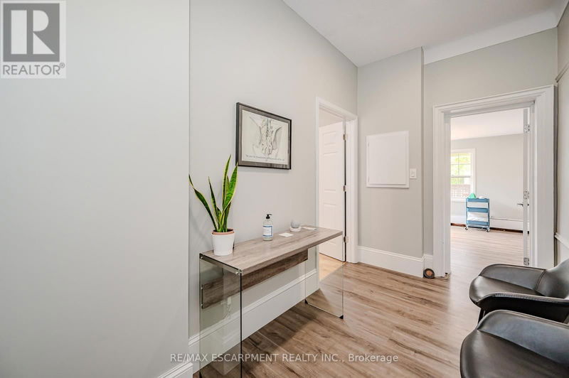 492 Locust Street  Burlington (Brant), L7S2R1 | Image 6