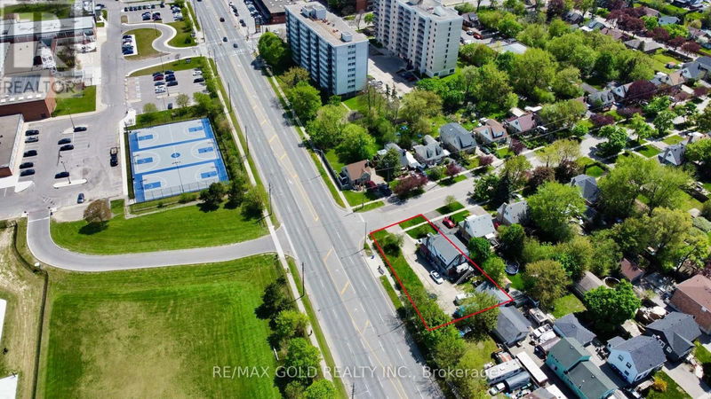 98 McCaul Street  Brampton (Brampton North), L6V1J3 | Image 1