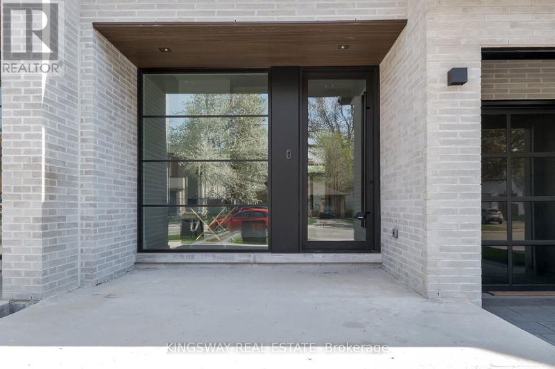 17 Broadview Avenue  Mississauga (Port Credit), L5H2S8 | Image 2