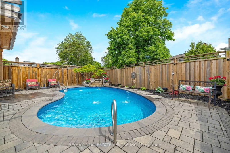 839 Merritt Drive  Milton (Timberlea), L9T4J9 | Image 33