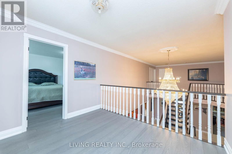 5049 Elderview Court  Mississauga (Central Erin Mills), L5M5A9 | Image 9