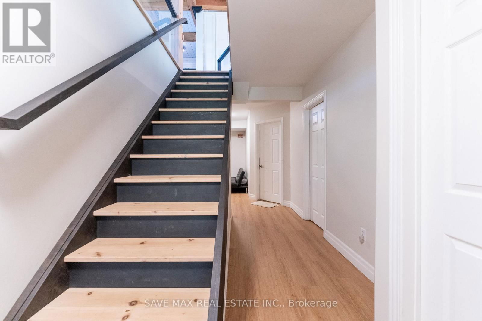2654 FORKS OF THE CREDIT ROAD Image 34