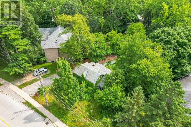 1472 Indian Road  Mississauga (Lorne Park), L5H1S7 | Image 2