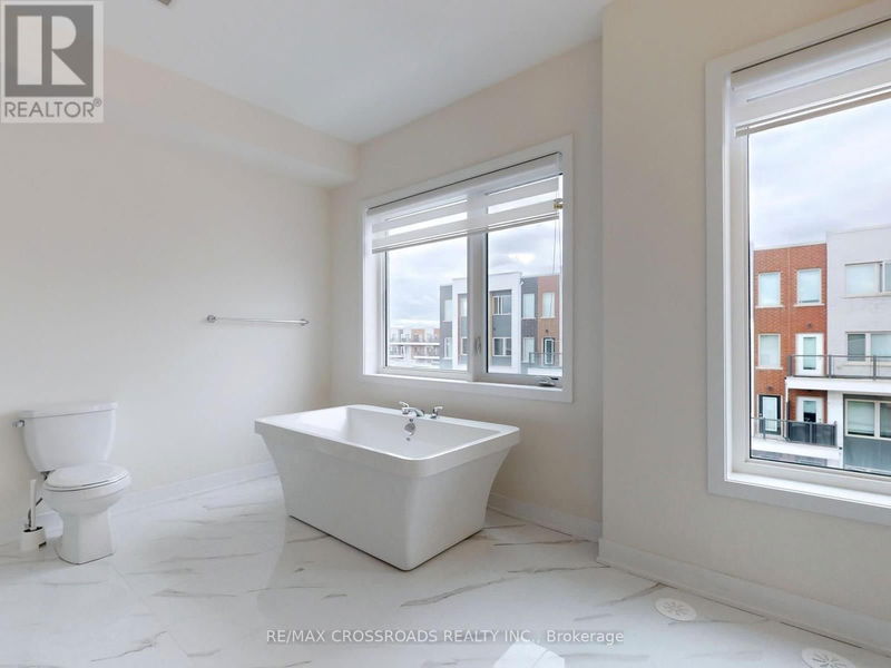 73 William Duncan Road  Toronto (Downsview-Roding-CFB), M3K0C5 | Image 22