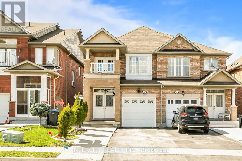 10 Pennyroyal Crescent  Brampton (Bramalea North Industrial), L6S6J8 | Image 1