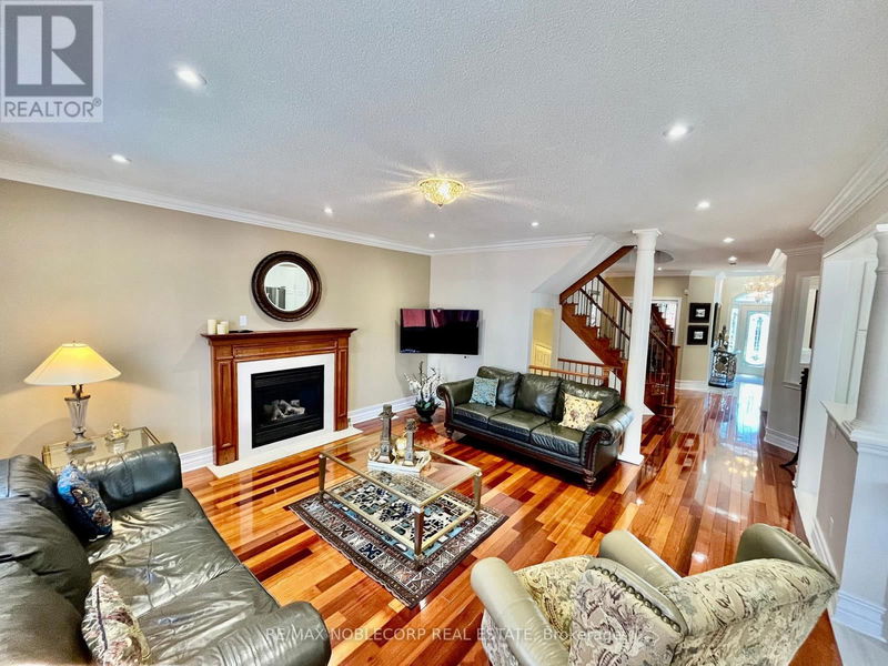 2139 Helmsley Avenue  Oakville (West Oak Trails), L6M4R6 | Image 14