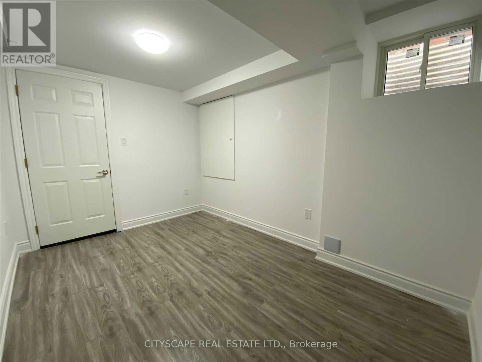 20 PENTONVILLE BSMT ROAD Image 11