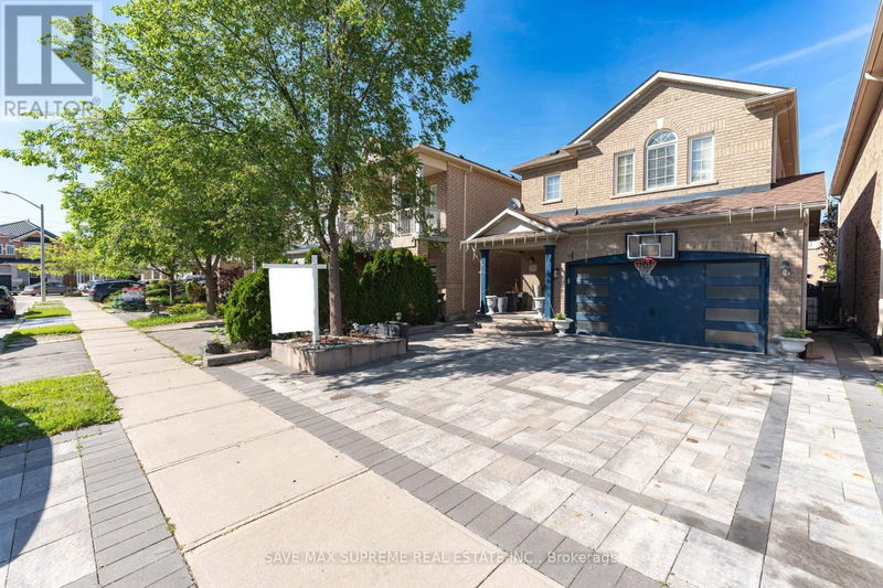 27 Savita Road  Brampton (Fletcher's Meadow), L7A3V1 | Image 2