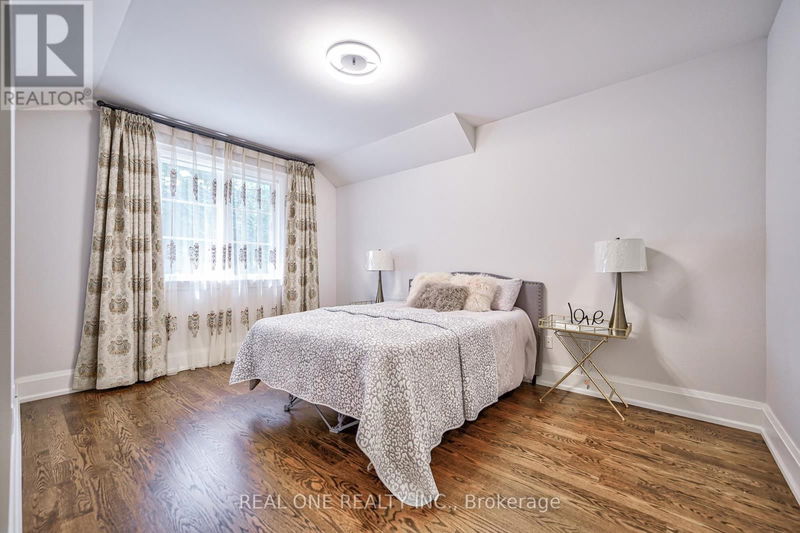 190 Maplewood Road  Mississauga (Mineola), L5G2M6 | Image 29