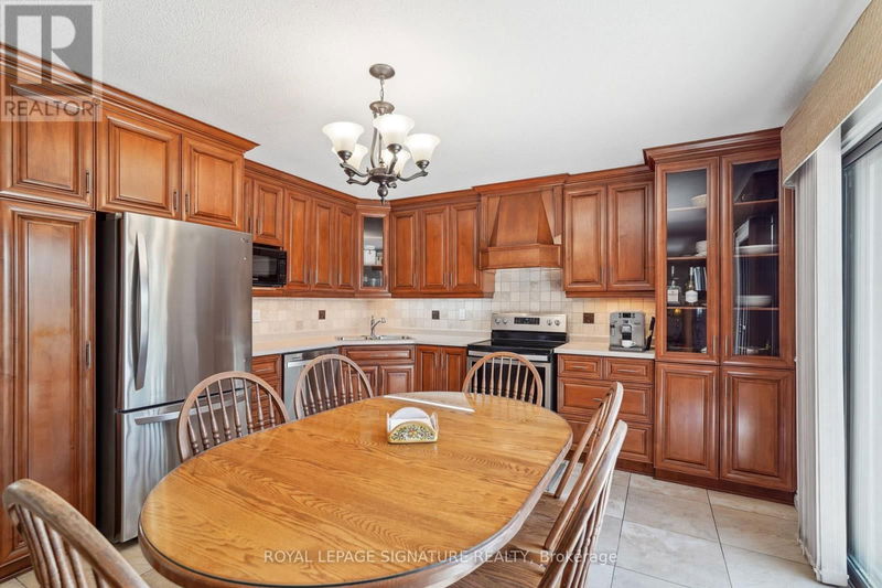 38 Larchmere Avenue  Toronto (Humber Summit), M9L2N3 | Image 24