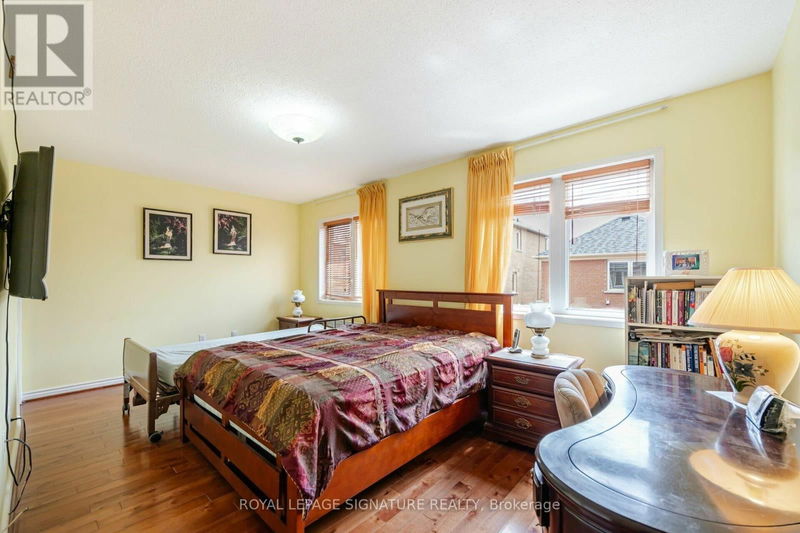 7 Via Cassia Drive  Toronto (Brookhaven-Amesbury), M6M5K8 | Image 17