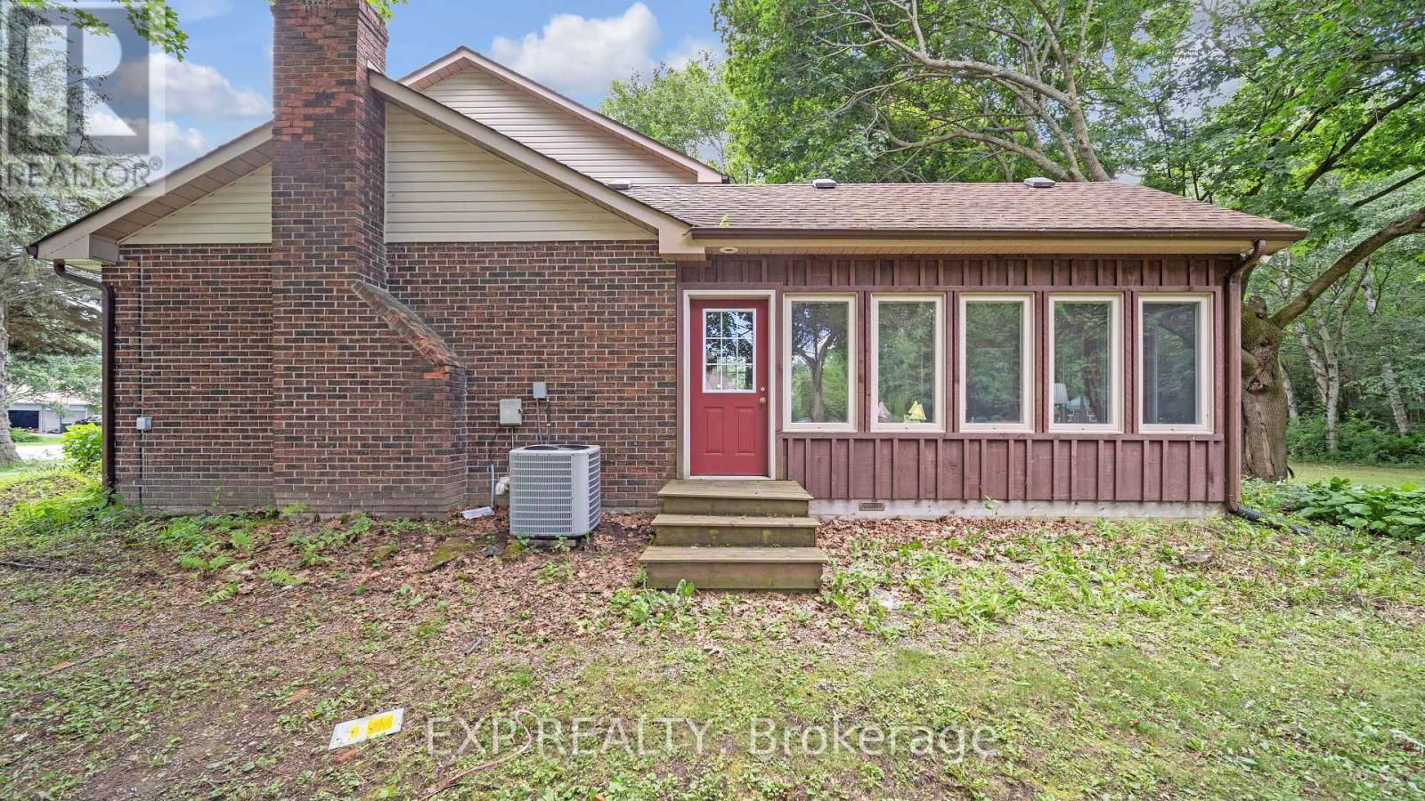 1681 VAUGHAN DRIVE Image 34