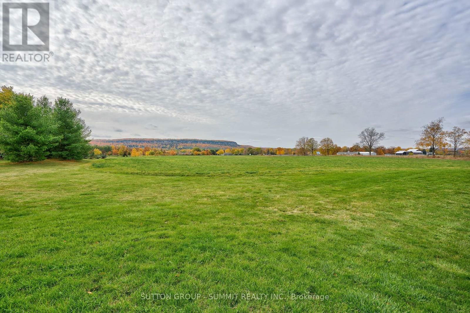 5431 APPLEBY LINE Image 9
