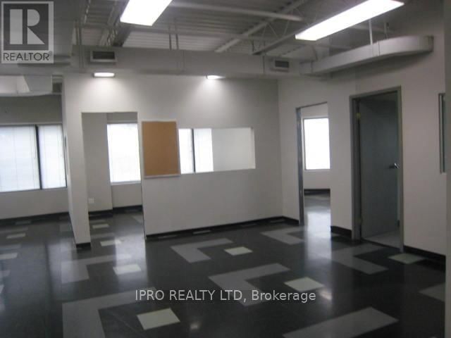 1B - 2020 CLARK BOULEVARD Image 17