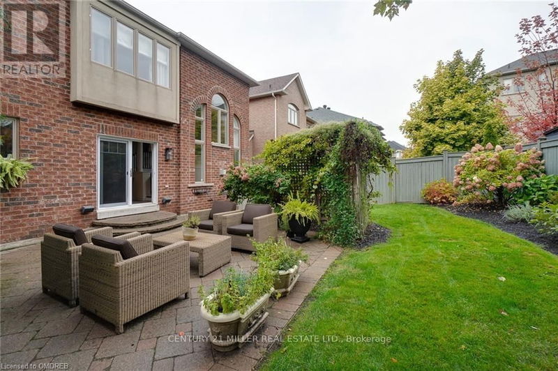 2301 HERTFORDSHIRE Way  Oakville (Iroquois Ridge North), L6H7M5 | Image 39