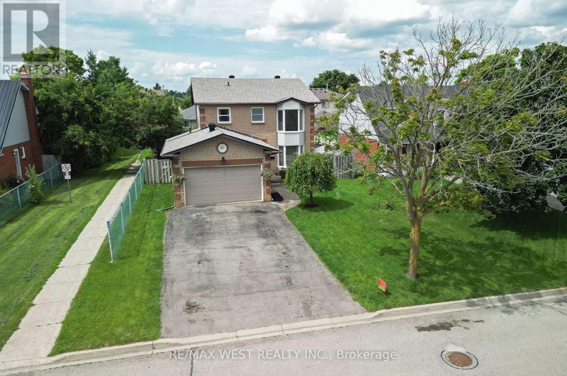 11 Passmore Avenue  Orangeville, L9W4E1 | Image 6