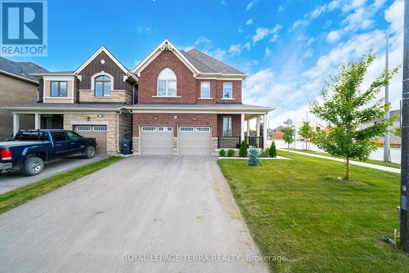 130 Eberly Woods Drive  Caledon, L7C4J4 | Image 1