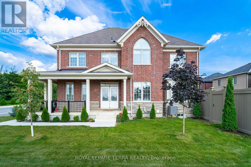 130 Eberly Woods Drive  Caledon, L7C4J4 | Image 3