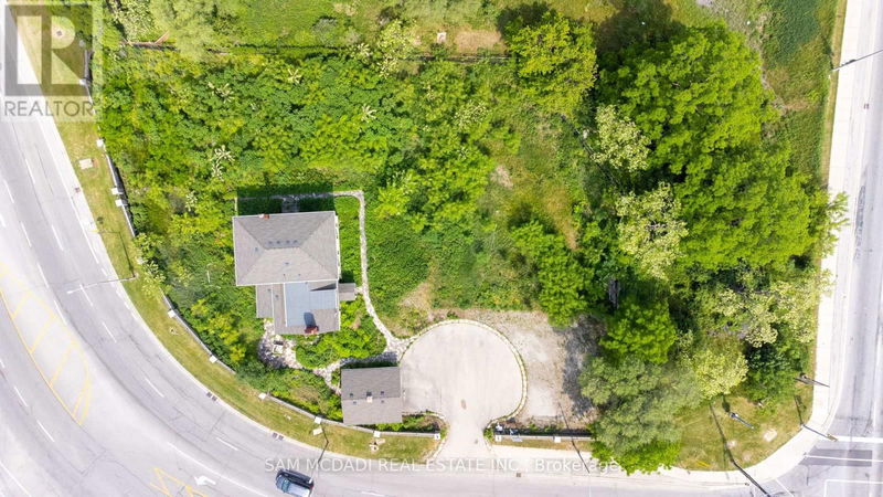 2477 Queensway Drive  Burlington (Brant), L7R3R9 | Image 10