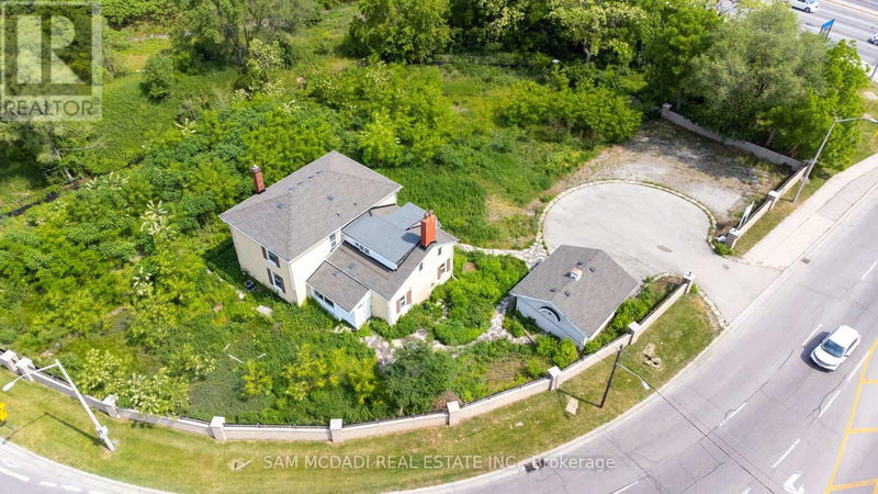 2477 Queensway Drive  Burlington (Brant), L7R3R9 | Image 13