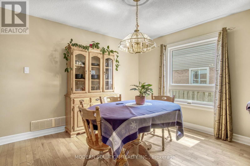 6539 Edenwood Drive  Mississauga (Meadowvale), L5N3H2 | Image 11