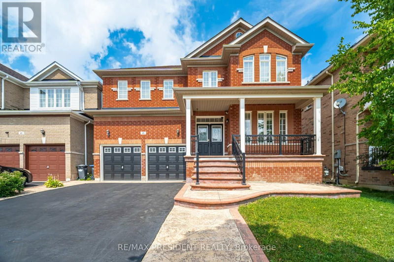 46 Maverick Crescent  Brampton (Sandringham-Wellington), L6R3E6 | Image 1