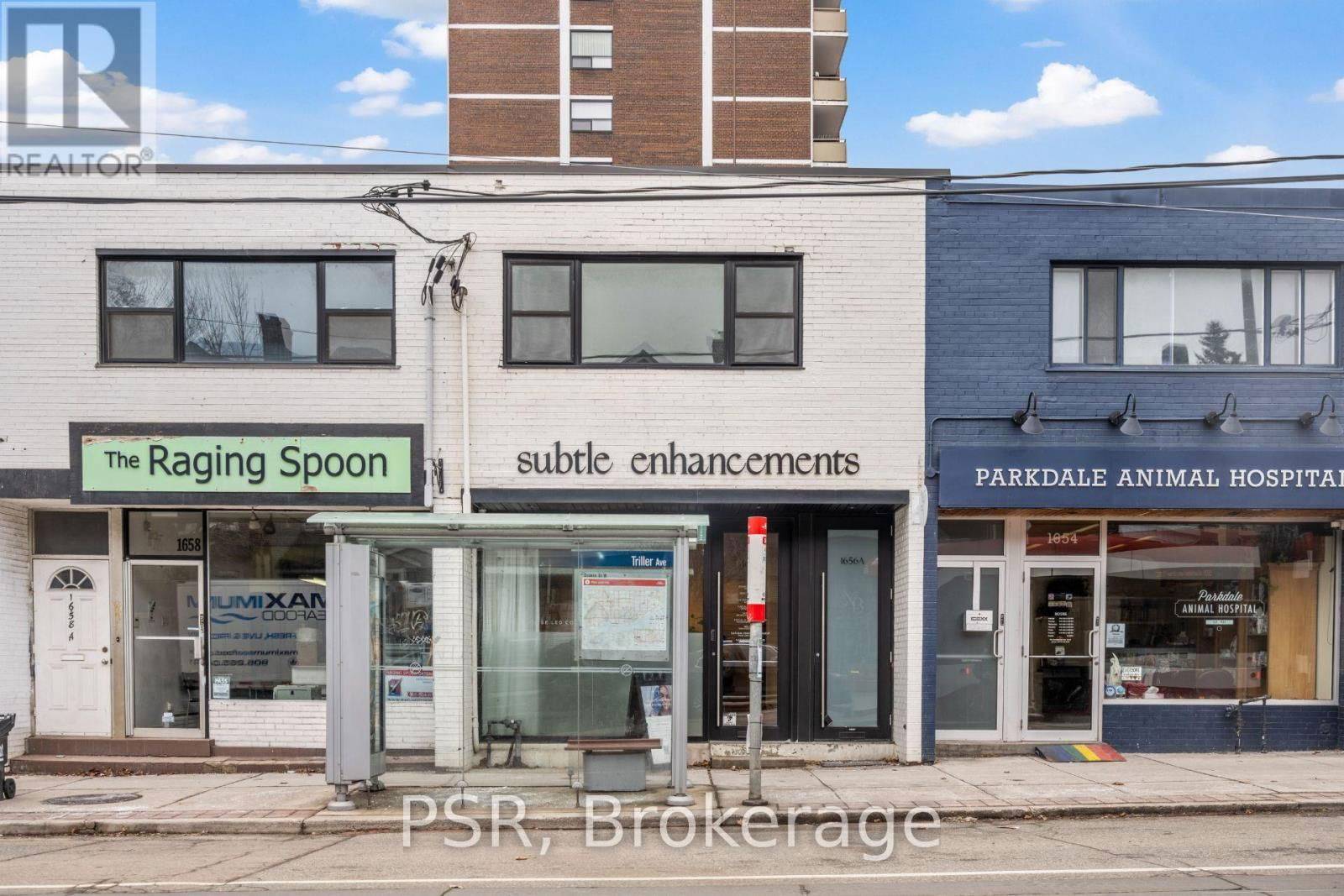 UPPER - 1656 QUEEN STREET W Image 3