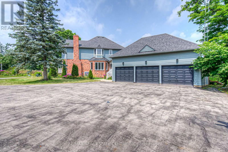 13215 Guelph Line  Milton (Campbellville), L0P1B0 | Image 3