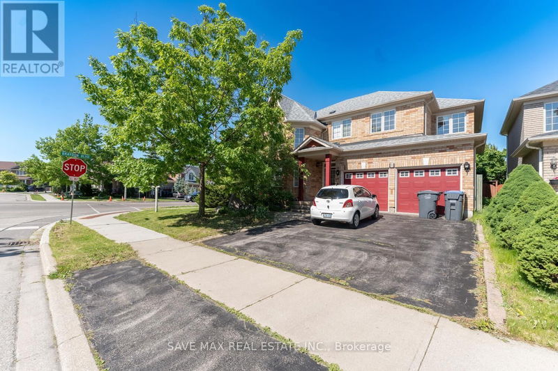 1 Casa Lane  Brampton (Vales of Castlemore), L6P1H7 | Image 1