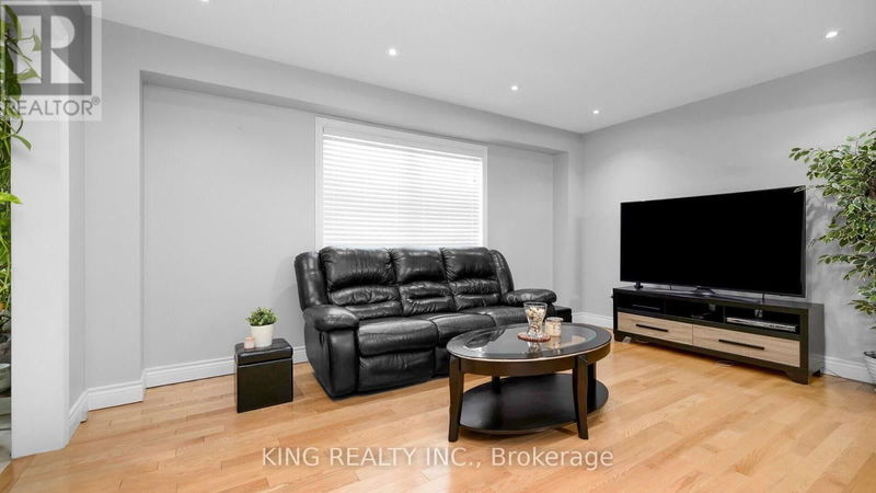 81 Turquoise Crescent  Brampton (Bram East), L6P0Z8 | Image 36