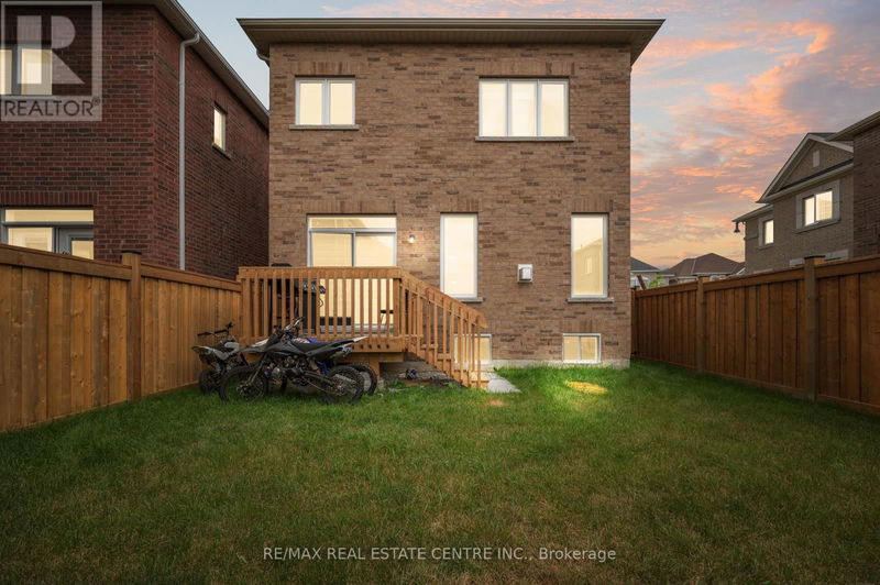 73 Donald Stewart Road  Brampton (Northwest Brampton), L7A4S4 | Image 33