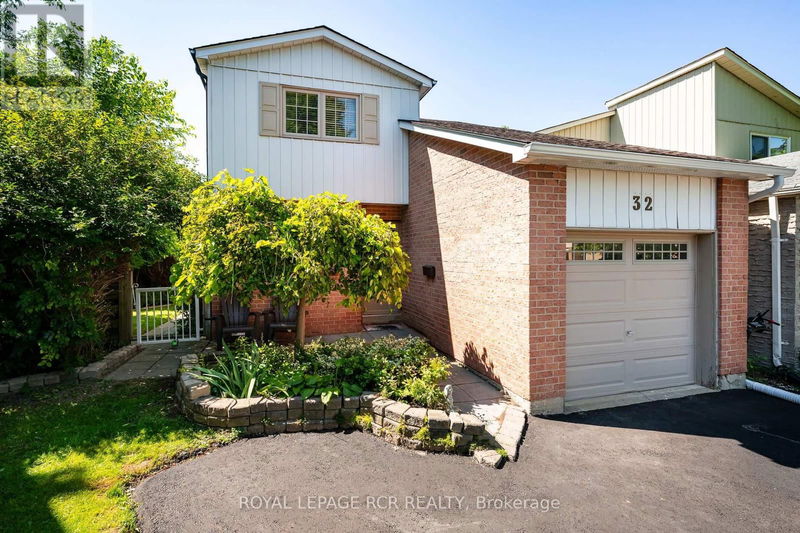 32 Darsam Court  Orangeville, L9W4B4 | Image 2