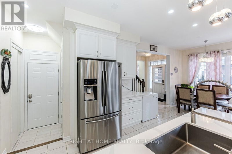 1 Facet Street  Brampton (Northwest Brampton), L7A4S8 | Image 10