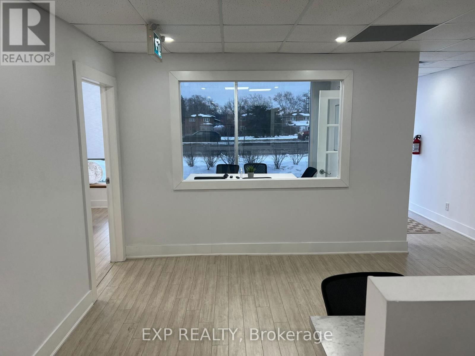 3 - 1185 QUEENSWAY EAST Image 11