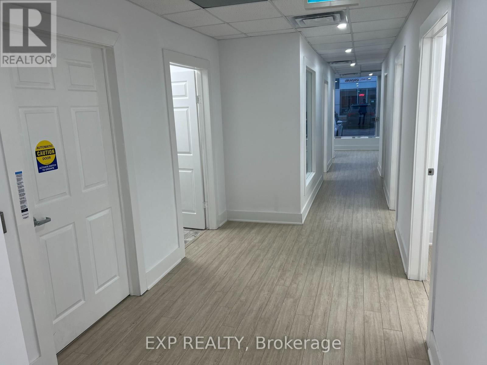3 - 1185 QUEENSWAY EAST Image 15