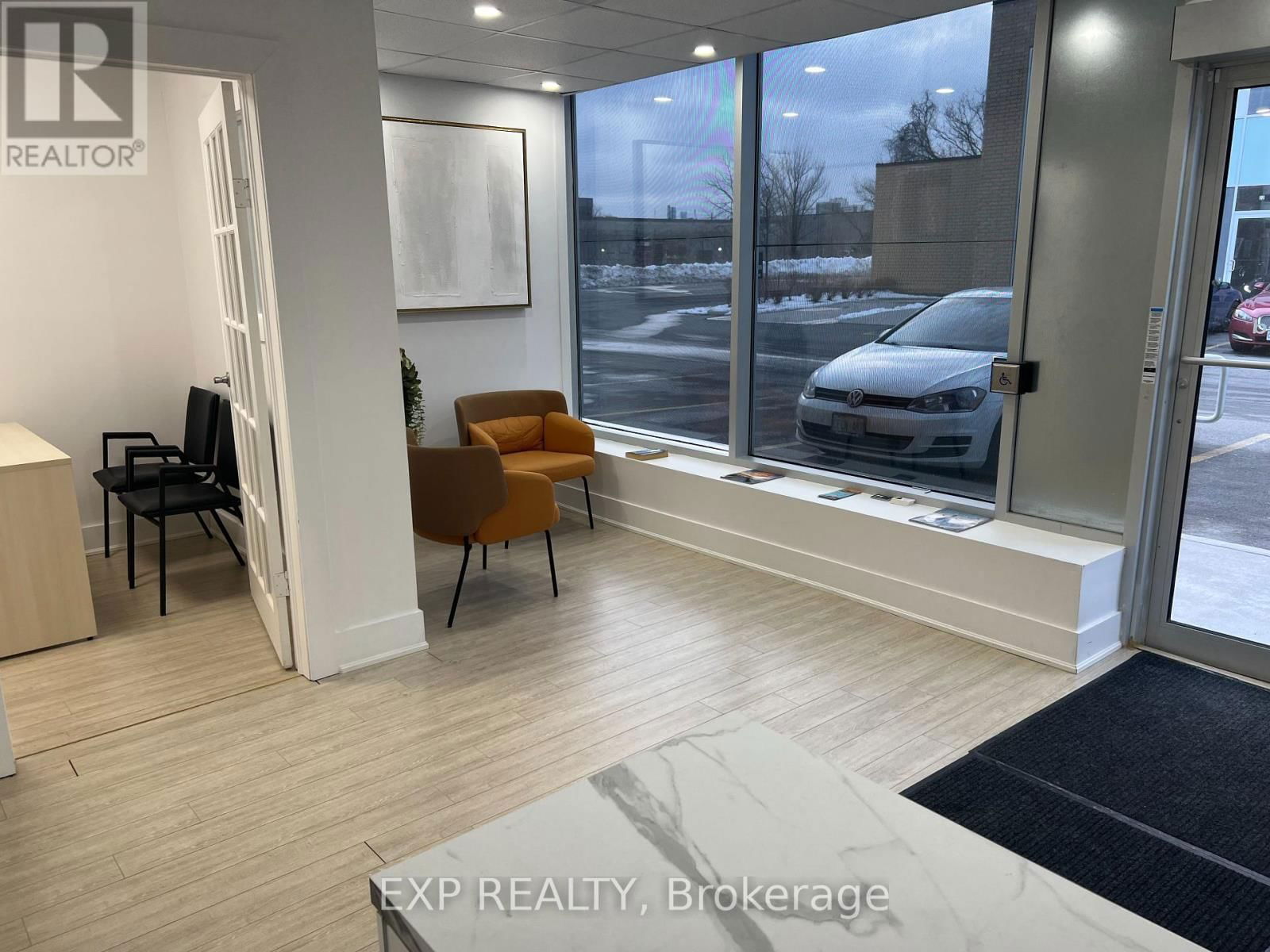 3 - 1185 QUEENSWAY EAST Image 22