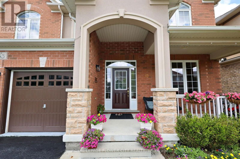 53 Pathway Drive  Brampton (Credit Valley), L6X0Z7 | Image 2