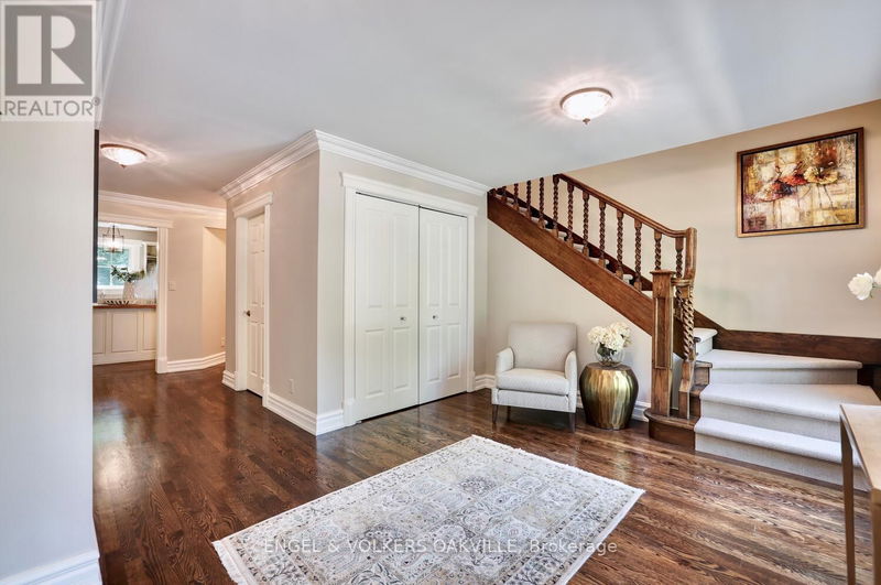 100 Whittington Place  Oakville (Bronte East), L6K3W1 | Image 4