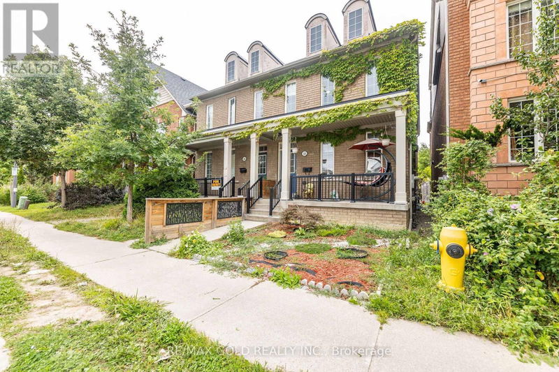 34 Bowsfield Road  Toronto (York University Heights), M3J3R3 | Image 3