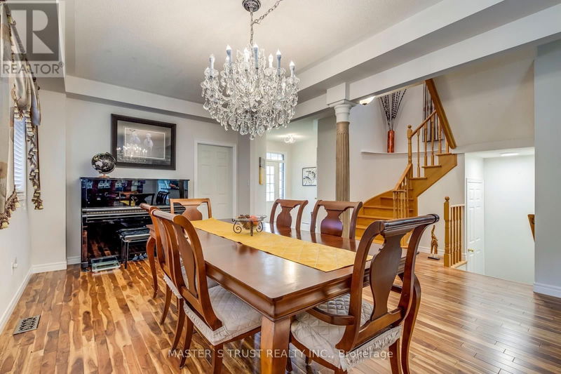 2576 Longridge Crescent  Oakville (River Oaks), L6H6R9 | Image 5