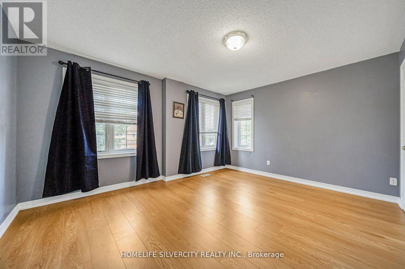 5 Summershade Street  Brampton (Bram East), L6P2B9 | Image 25