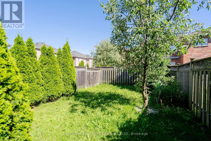 12 Heartview Road  Brampton (Sandringham-Wellington), L6Z0C6 | Image 17