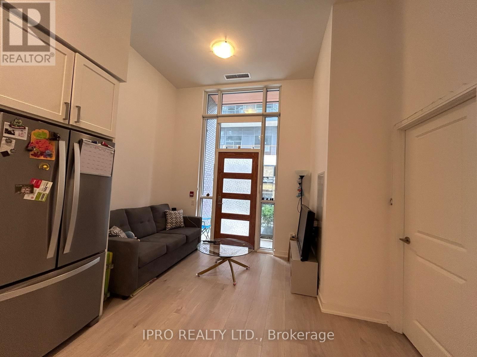 113 - 8 NAHANI WAY Image 3