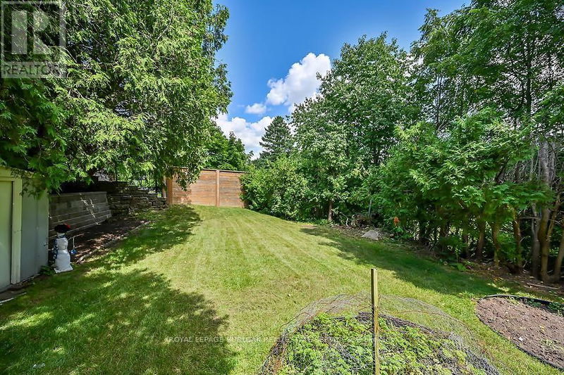 1929 Fieldgate Drive  Burlington (Tyandaga), L7P3H4 | Image 36