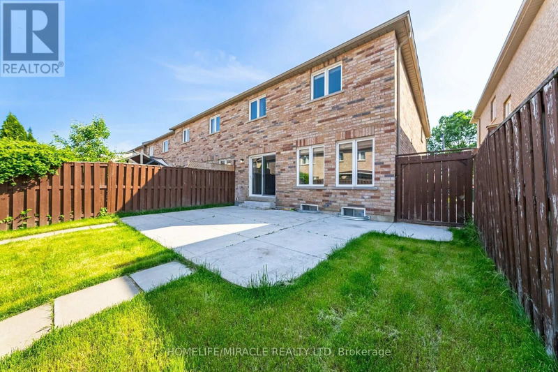 13 Nutwood Way  Brampton (Sandringham-Wellington), L6R0X7 | Image 39