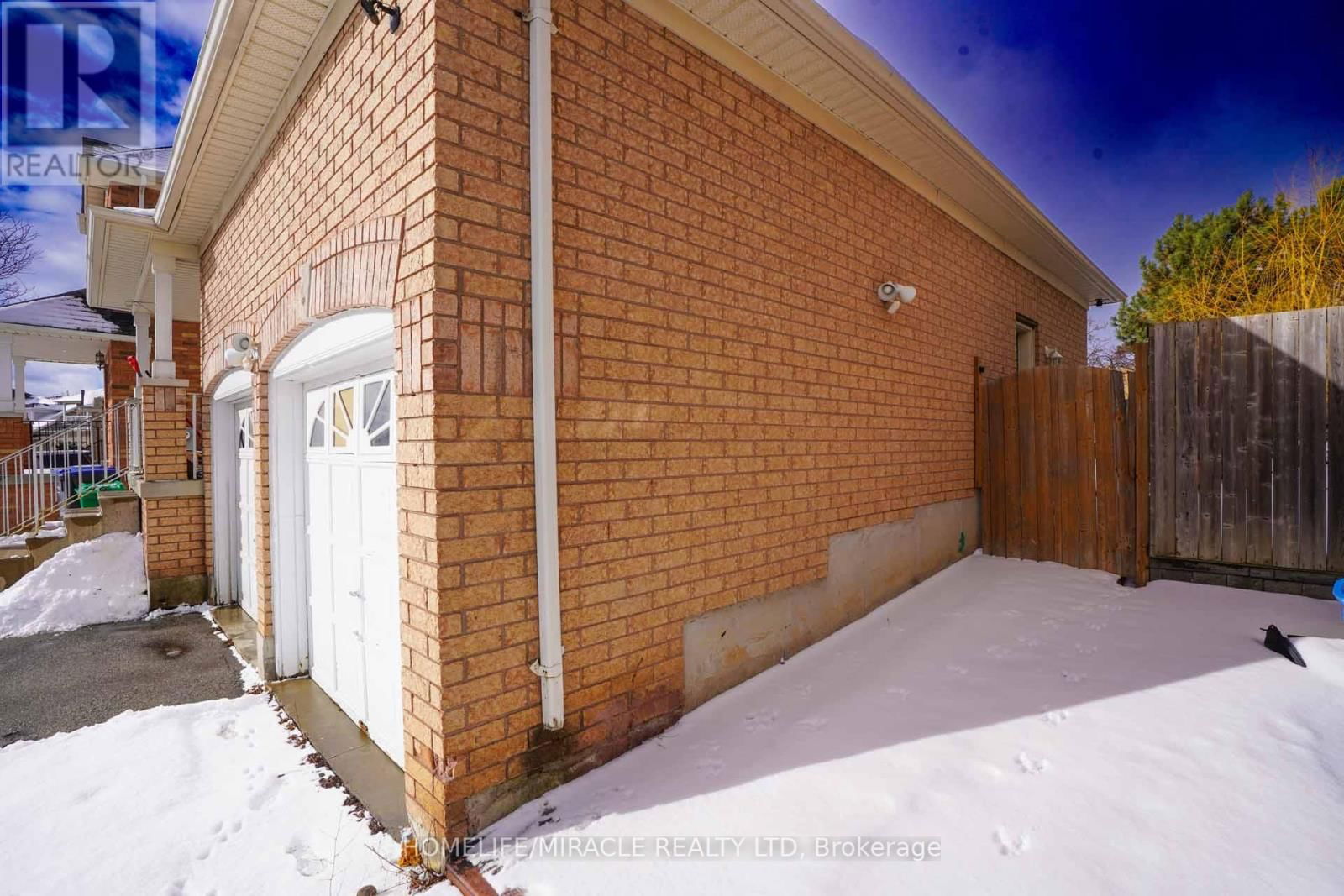 #LOWER - 22 COURTSFIELD CRESCENT Image 4