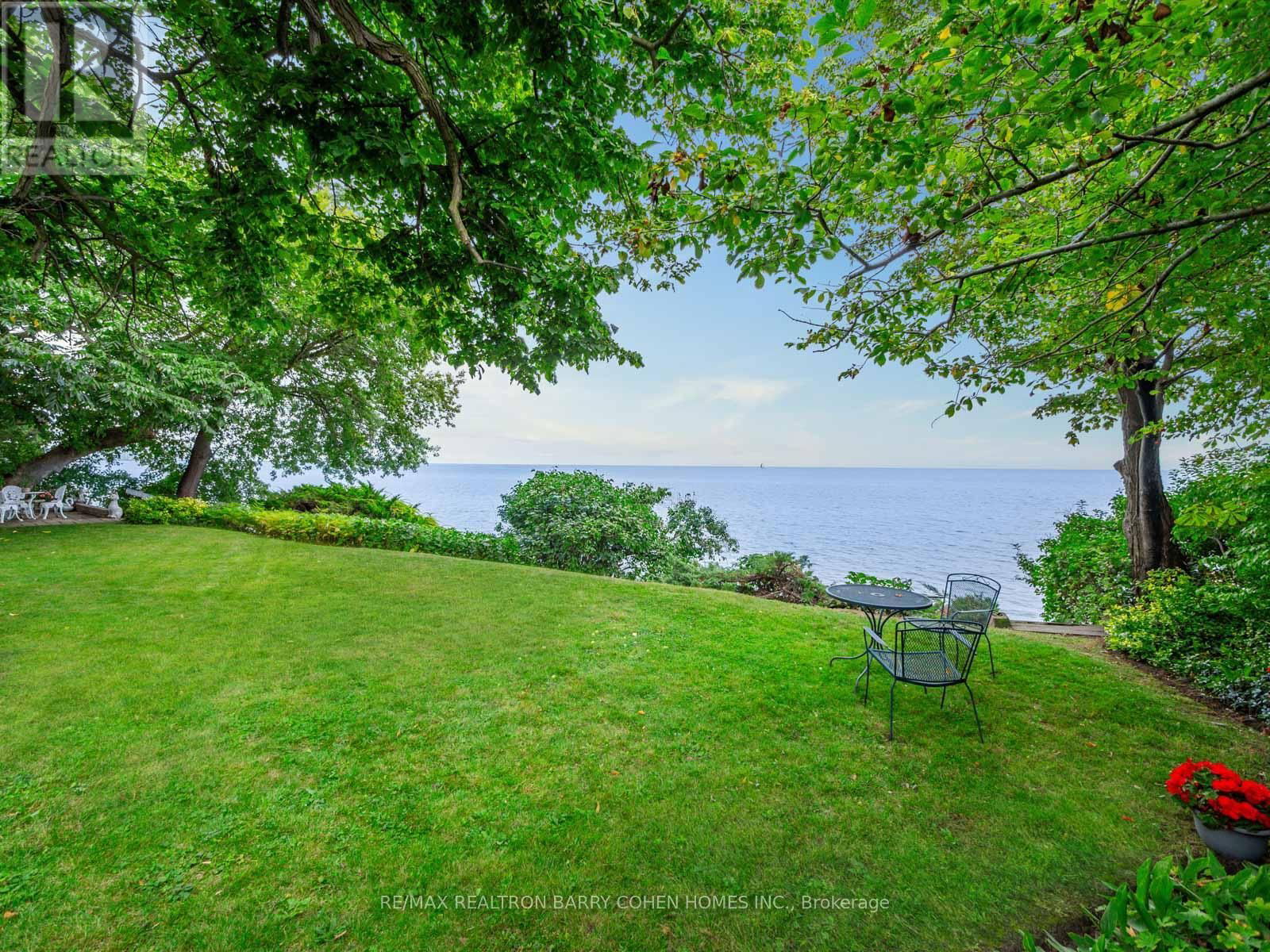 2639 LAKE SHORE BOULEVARD W Image 32