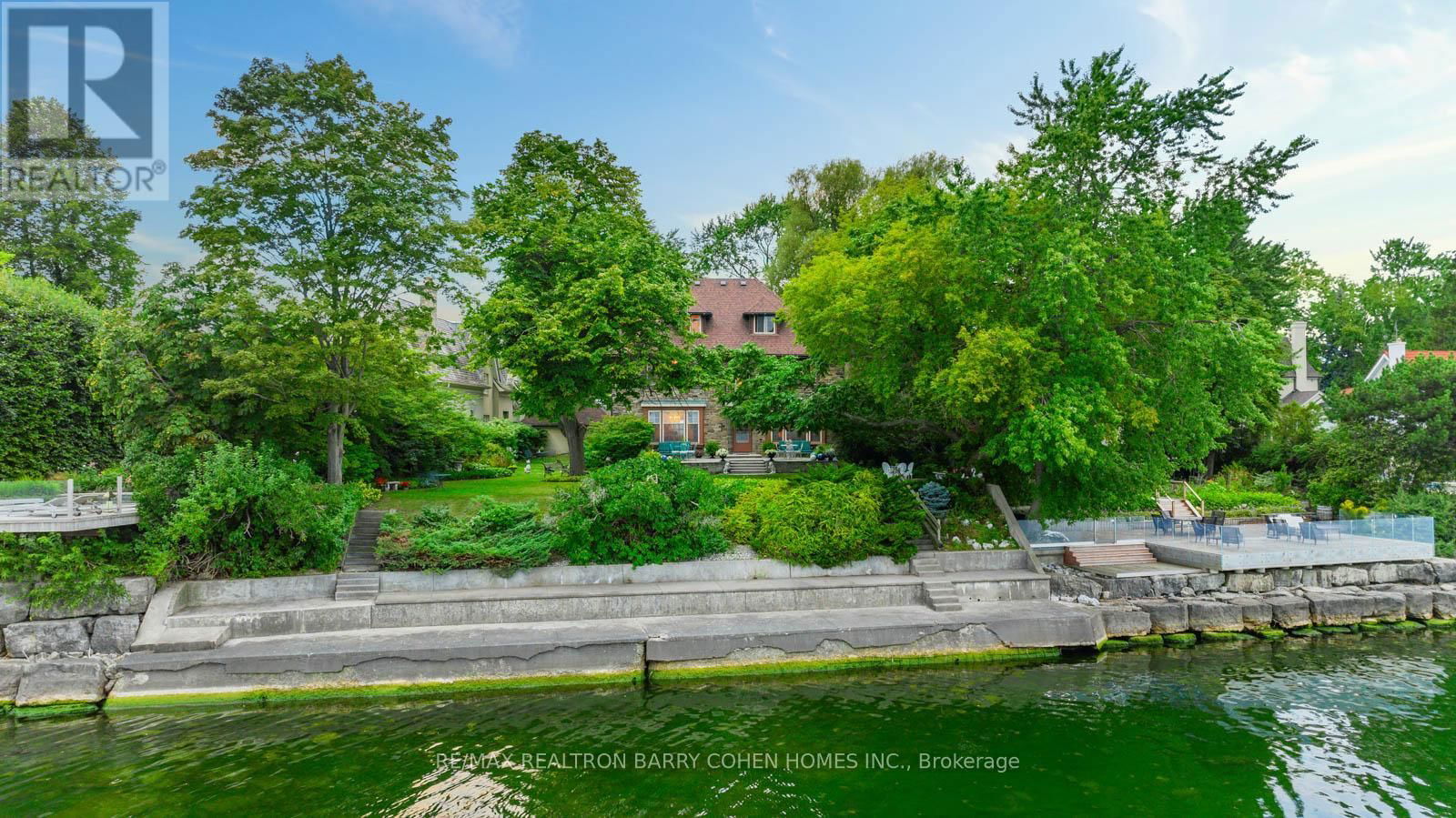 2639 LAKE SHORE BOULEVARD W Image 38