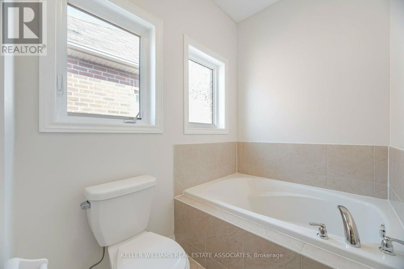 7 Monceau Road  Brampton (Northwest Brampton), L7A4E6 | Image 32