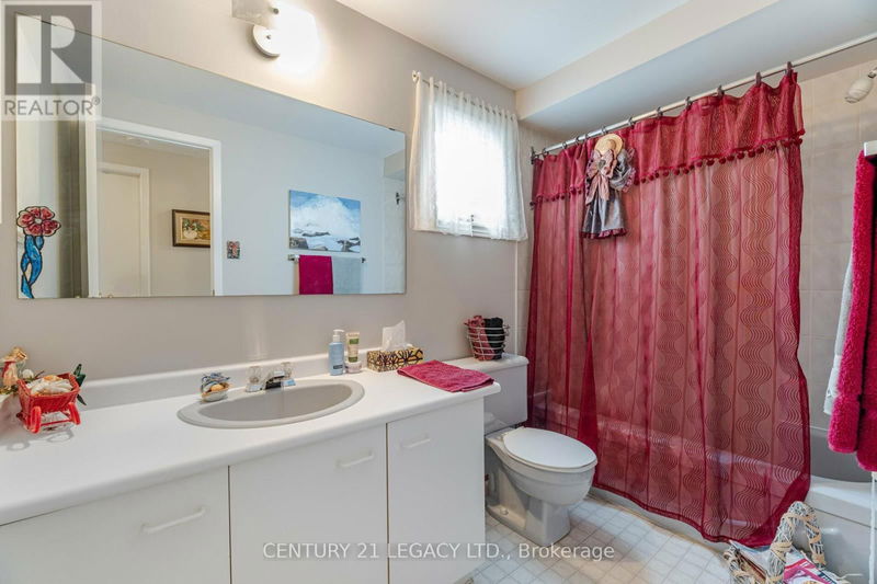 89 Cutters Crescent  Brampton (Fletcher's West), L6Y4M2 | Image 25